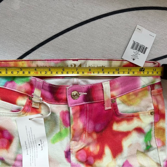 Kate Spade Crop Jeans - Picture 4 of 6